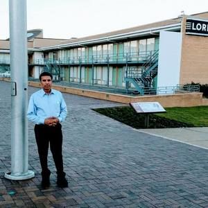 Meet your Posher, Al